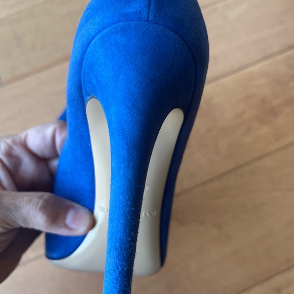 Giorgio Armani royal blue suede pumps - Picture 10 of 11